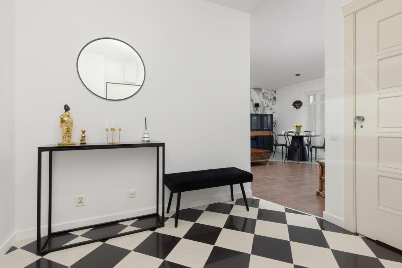 Blonia Wilanowskie Apartment Warsaw By Noclegi Renters Exterior photo